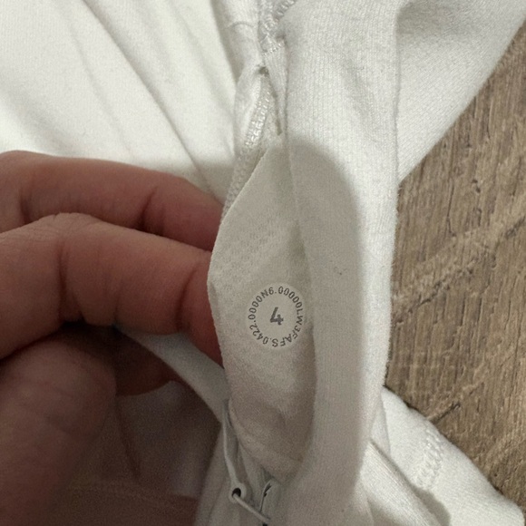 Lululemon Its Rulu Run Cropped Half Zip White Size 4 - Picture 3 of 5